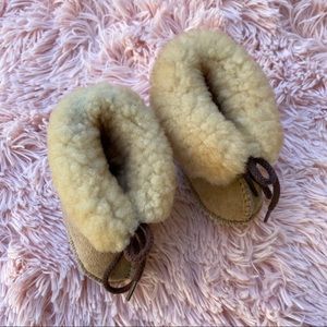 Minnetonka Shoes - Minnetonka sheepskin bootie Minnetonka Shoes - Minnetonka sheepskin bootie